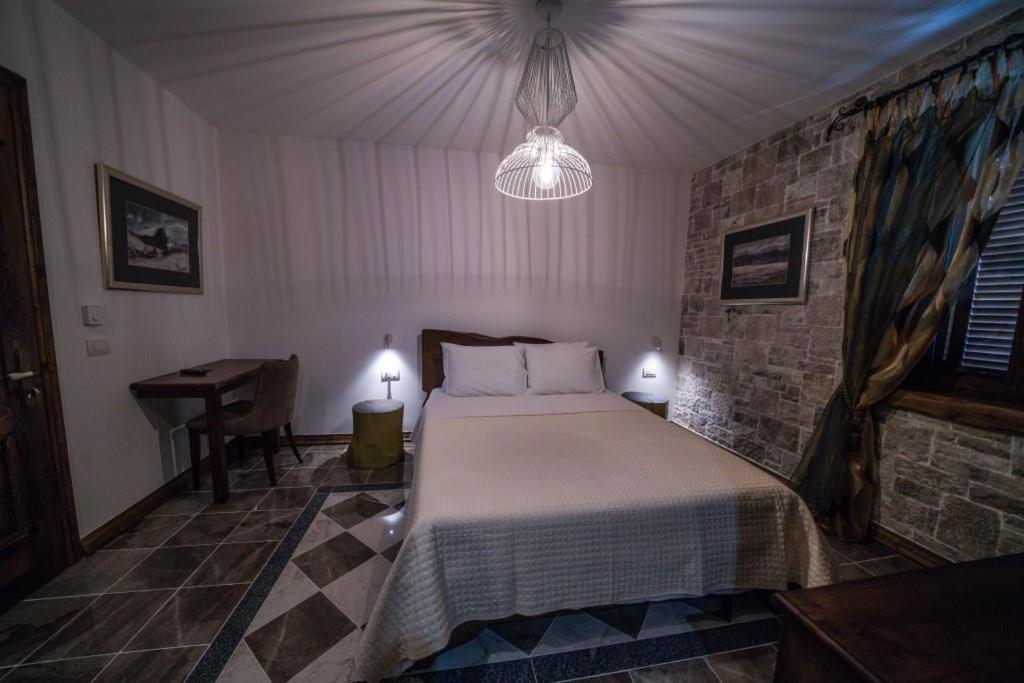 Korca Boutique Hotel Exteriör bild