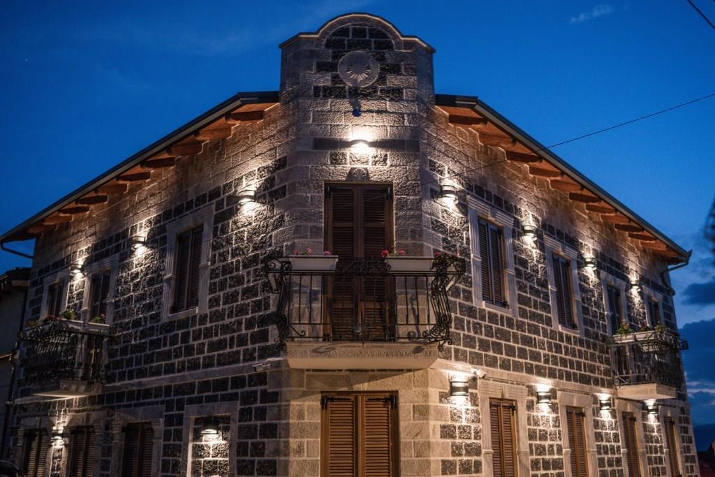 Korca Boutique Hotel Exteriör bild