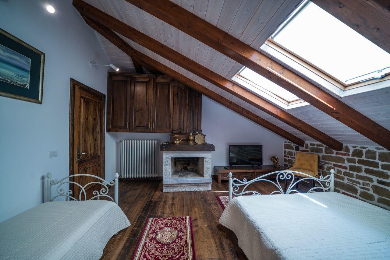 Korca Boutique Hotel Exteriör bild